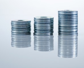 Screw washer comlumns