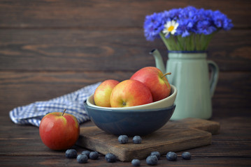 Apples and blueberry
