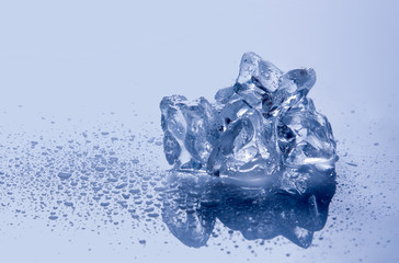 Obraz premium Melting ice on white