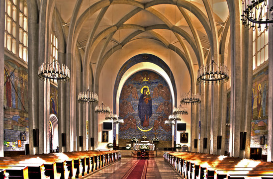 kości&oacute;ł