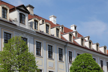 Fototapeta na wymiar Stadthaus in Dresden aus der Gründerzeit