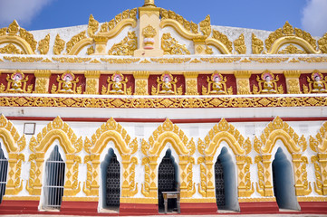 Obraz premium U min Thonze pagoda in Myanmar