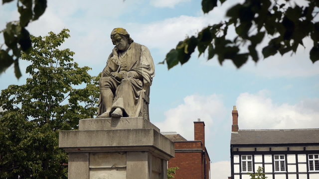 Statue of Dr Samuel Johnson in Lichfield.
