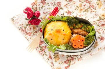 ひよこモチーフの弁当