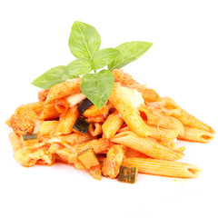 Casserole: penne, chicken, cheese, courgette, basil