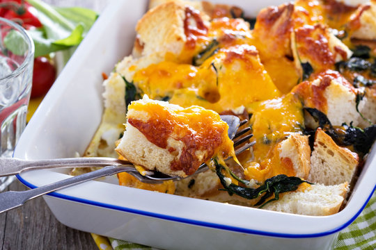 Spinach, bread and cheese strata