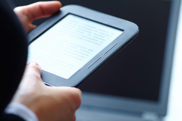 woman with pc tablet