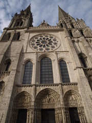 Fototapeta na wymiar Catedral de Chartres en Francia