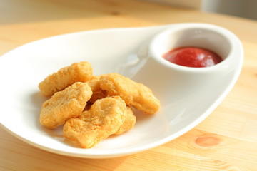 Deep fries chicken nuggets