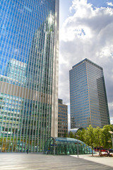 Morning in Canary Wharf, London, Banking aria