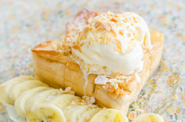 Honey toast