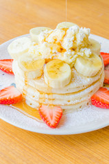 Pancake strawberry banana