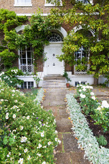 malerischer Vorgarten in London