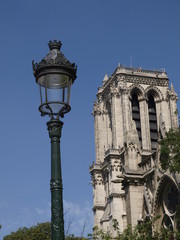 Fototapeta na wymiar Catedral de Notre Dame en París