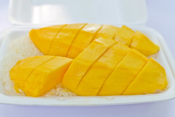 Sweet mango with sticky rice