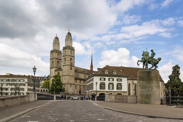 Fototapeta na wymiar Munster kościół brutto, Zurych