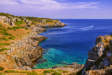 Costa del Salento: baia di Iluzzo.Lecce.- (Puglia) ITALIA-