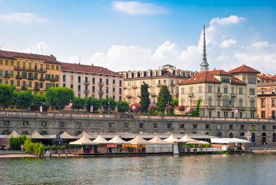 Turin (Torino), river Po and Murazzi