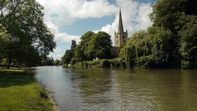 River Avon with Holy Trinity church in the background.