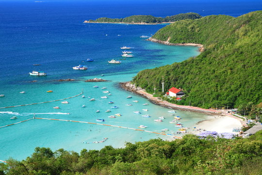 Koh Larn Island Tropical Beach In Pattaya City,Thailand.