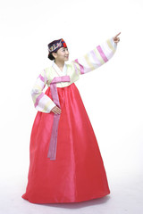 Obraz premium Couple in Korean Dress