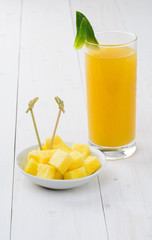 Fototapeta premium Succo di ananas