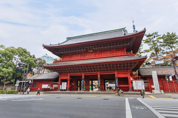 Fototapeta premium Zojoji Temple's main gate