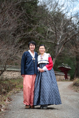 Couple in KoreanDress II