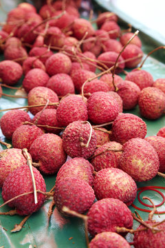 many thai lychee in market