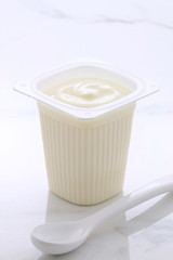 plain french style yogurt