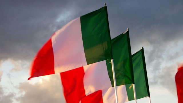 Italien Flagge vid 09