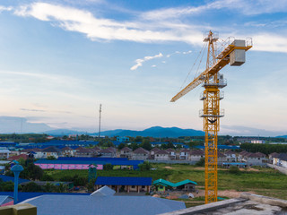 Fototapeta na wymiar crane under blue sky