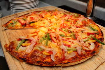 Pizza with diced ham