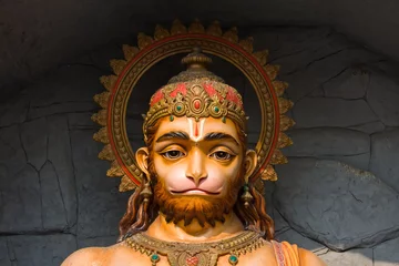 Zelfklevend Fotobehang Hanuman statue in Rishikesh, India © OlegD
