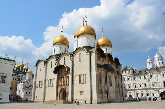 Соборная площадь Московского кремля, Успенский собор
