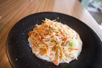 spaghetti cream, Japanese spaghetti cream sauce and tiny shrimp