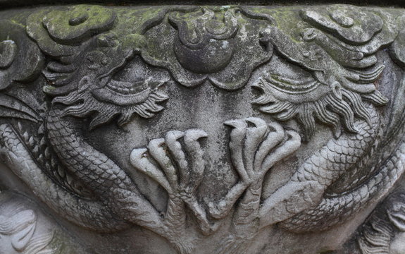 flying twin  dragons , stone carving