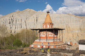 Buddhist stupa, Tsarang village, Upper Mustang, Nepal