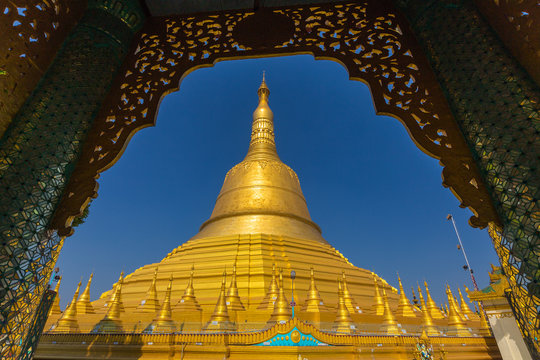 Shwemawdaw pagoda, the tallest pagoda in Bago