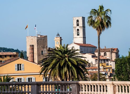Grasse, capitale du parfum.