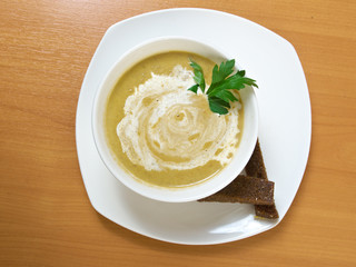 Broccoli cream soup