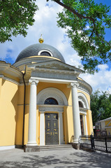 Церковь Всех скорбящих радости на Большой Ордынке в Москве