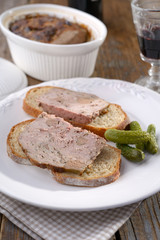 Sandwiches with terrine