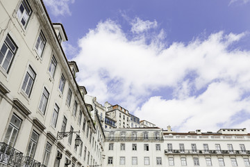 Fototapeta premium Typical facade tile in Lisbon