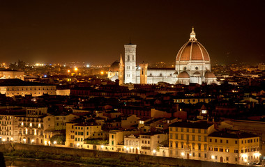 Fototapeta na wymiar Night view on Florence, Italy