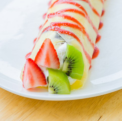 Fruit crepe cake