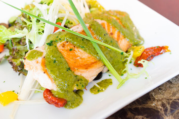 Grill salmon