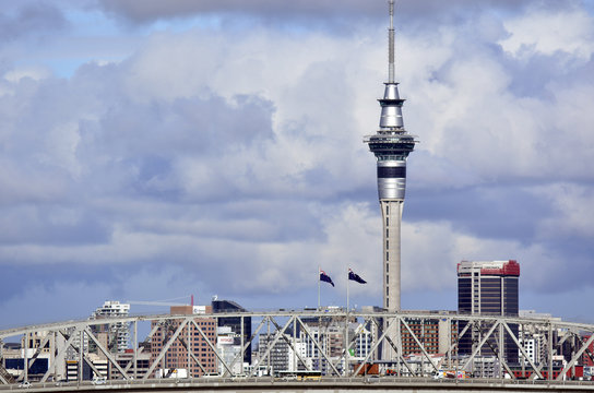 Auckland Harbour Bridge - New Zealand