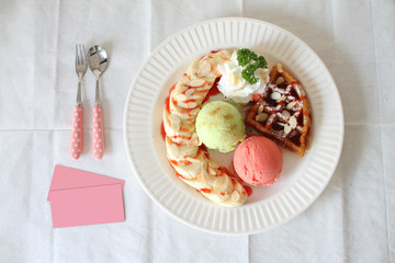 ice cream with waffle