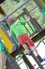 enfant au parc © minicel73